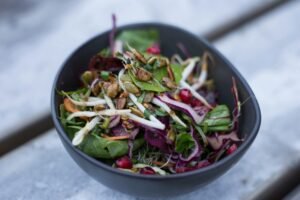 Quick and Easy Meal Prep Hacks for Busy Weeknights